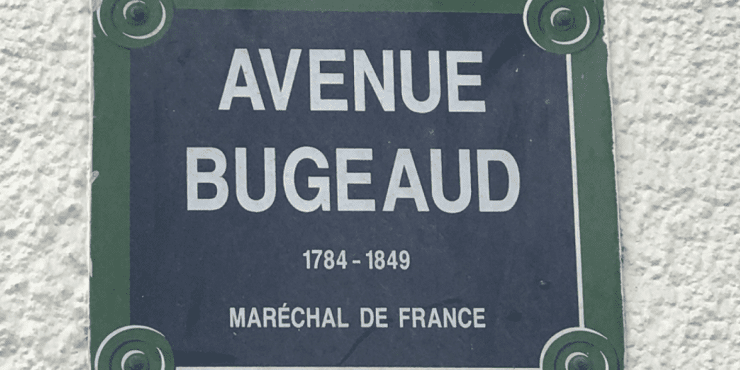 Paris à la Croisée des Chemins : La Débaptisation de l'Avenue Bugeaud et le Défi de la Mémoire Coloniale