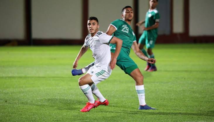 Une lueur d'espoir brille pour un joueur de l'équipe d'Algérie